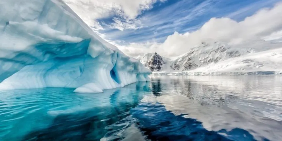 Alerta en la Antártida: las altas temperaturas causaron la pérdida histórica de hielo 
