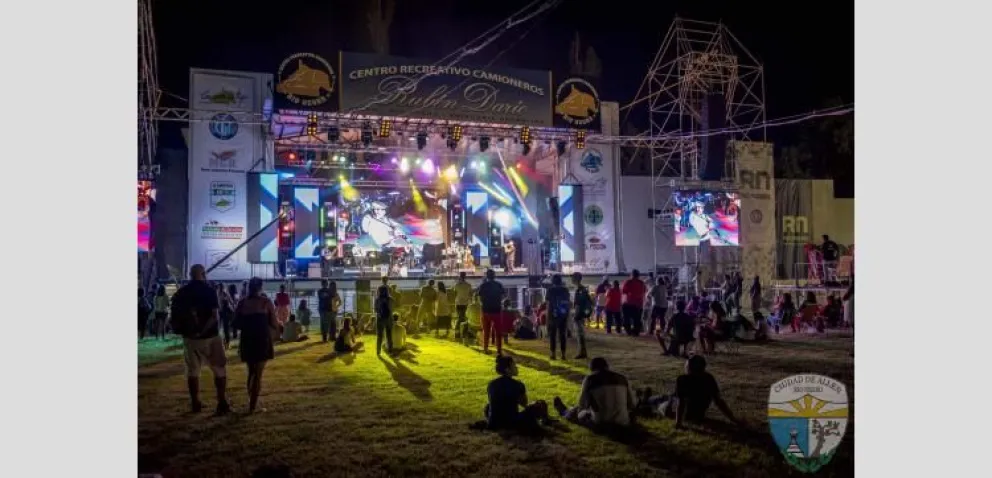 Allen traslada la fiesta de la Pera al centro, con una grilla hiper local