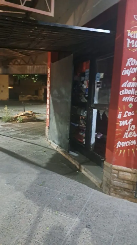 Importante robo en una tienda de Cipolletti