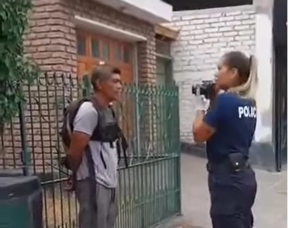 Con total descaro robó una bici y gracias a la intervención de vecinos fue detenido a pocas cuadras