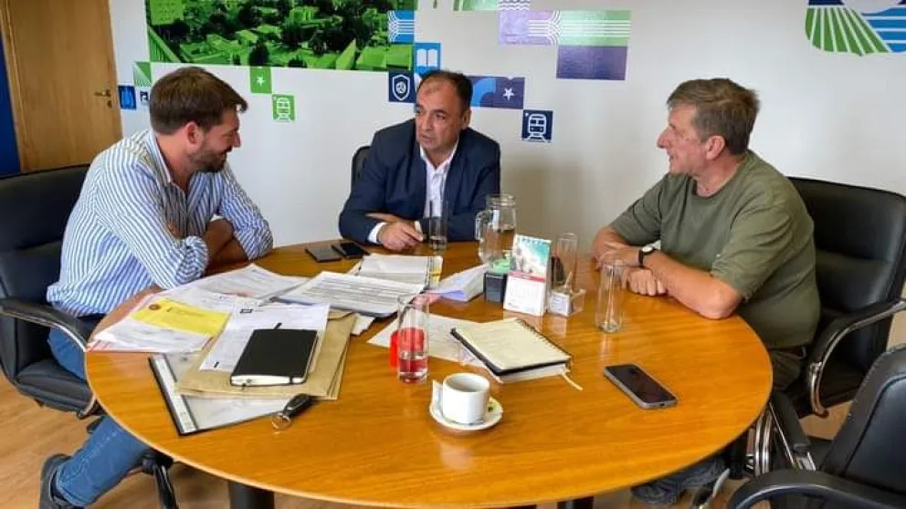   El Ministro de Seguridad y Justicia de Río Negro, Daniel Jara se reunio con el intendente Rodrigo Buteler