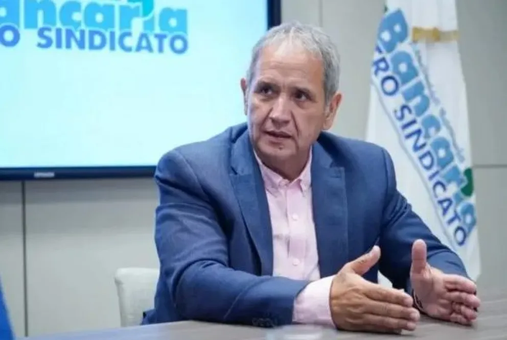 Bancarios consiguen importante recomposición salarial: el básico llegó a los 904 mil pesos 