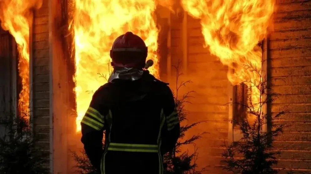 Tragedia en China: se incendió un colegio y murieron 13 nenes de 9 años