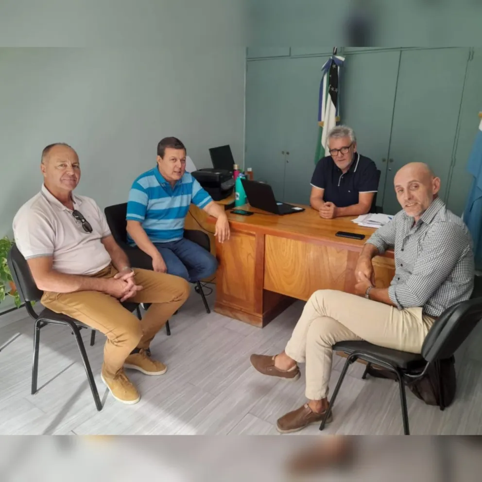 Echarren continúa de recorrida por las localidades del Alto Valle