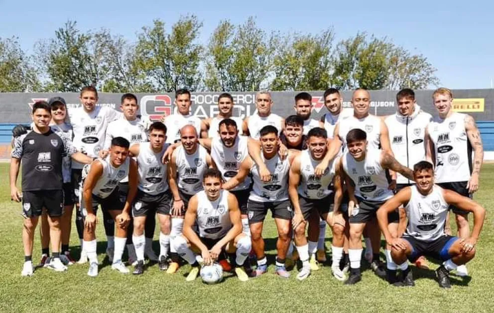 Cipo se refuerza día a día para la temporada 2024: regresó Alex Verón y renovó Manuel Berra 