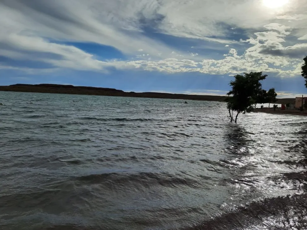 La temperatura se baja de los 40° en el Alto Valle y ¿asoma alguna tormenta?