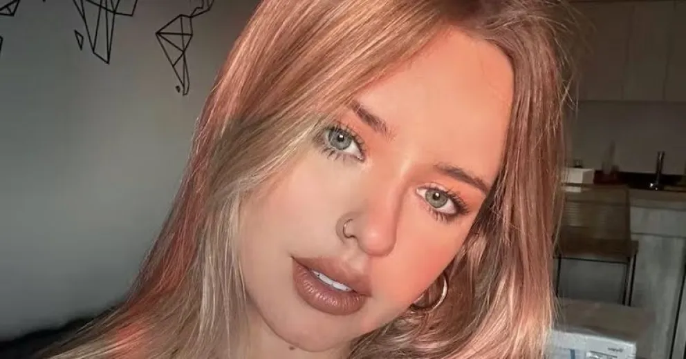 Sensualidad al máximo: la microbikini de Coty Romero que hizo estallar las redes sociales