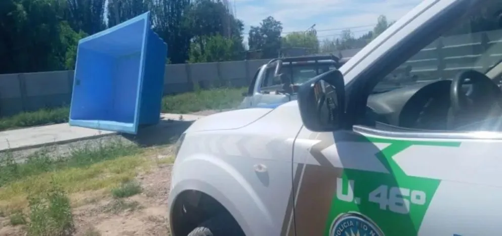 Ladrones con calor y a pie robaron pileta, pero desistieron a las pocas cuadras