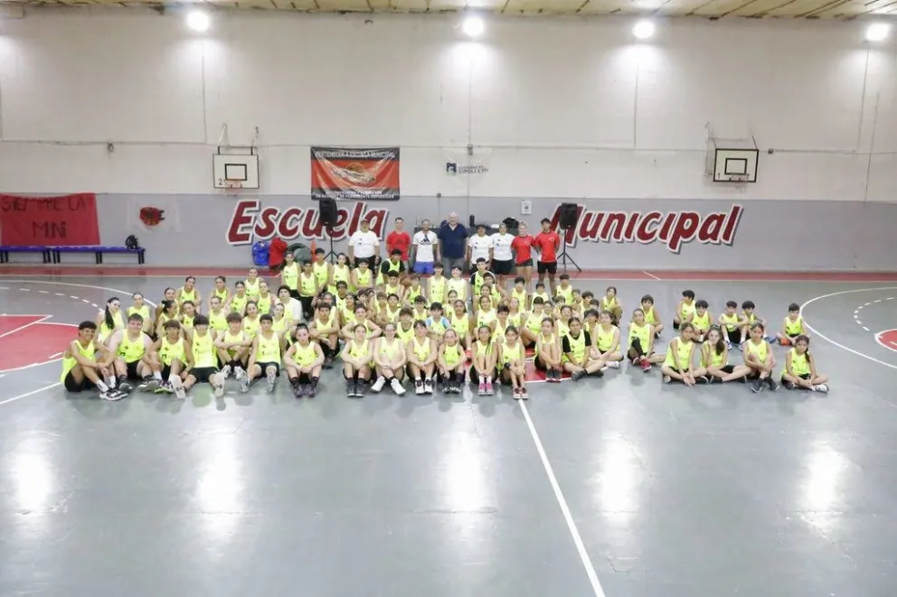 Más de 90 jóvenes participaron del 5to Campus de Básquet de Verano Alto Valle 2024