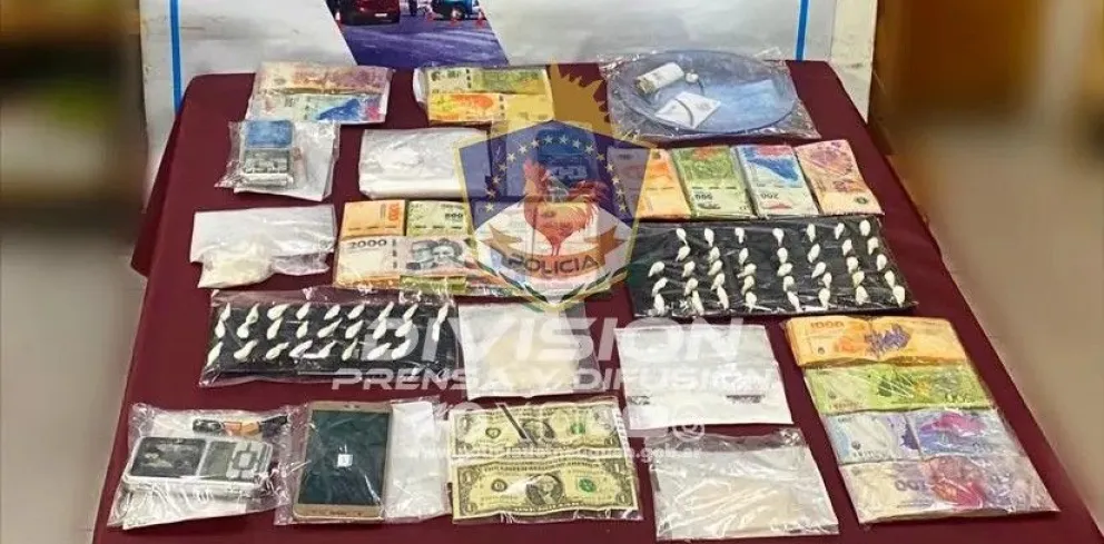 Desbaratan una red de tráfico de estupefacientes en Valentina Norte y secuestran distintos tipos de drogas