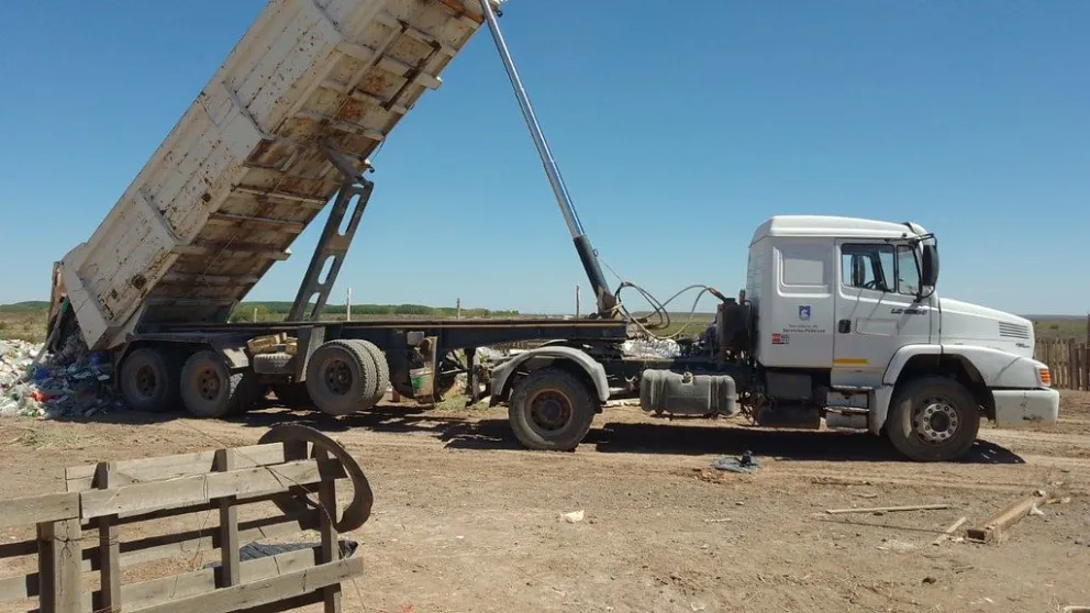   La Municipalidad de Cipolletti y la Fundación Siendo se unieron en un proyecto de reciclado de plástico 