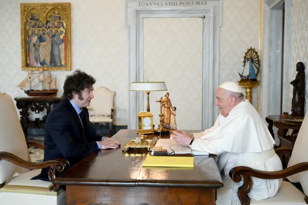 Milei y el papa Francisco mantuvieron un encuentro de una hora en el Vaticano