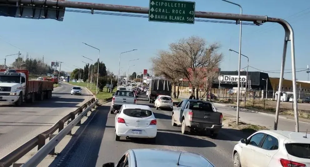 La vuelta a casa luego del fin de semana largo, ¿cuál es la mejor hora para subir a la ruta?