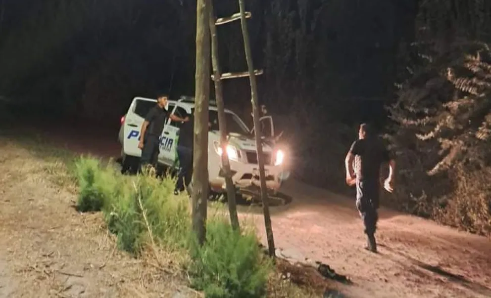 ¡Lo agarraron en pleno acto delictivo! Un hombre fue  detenido mientras intentaba robar cables