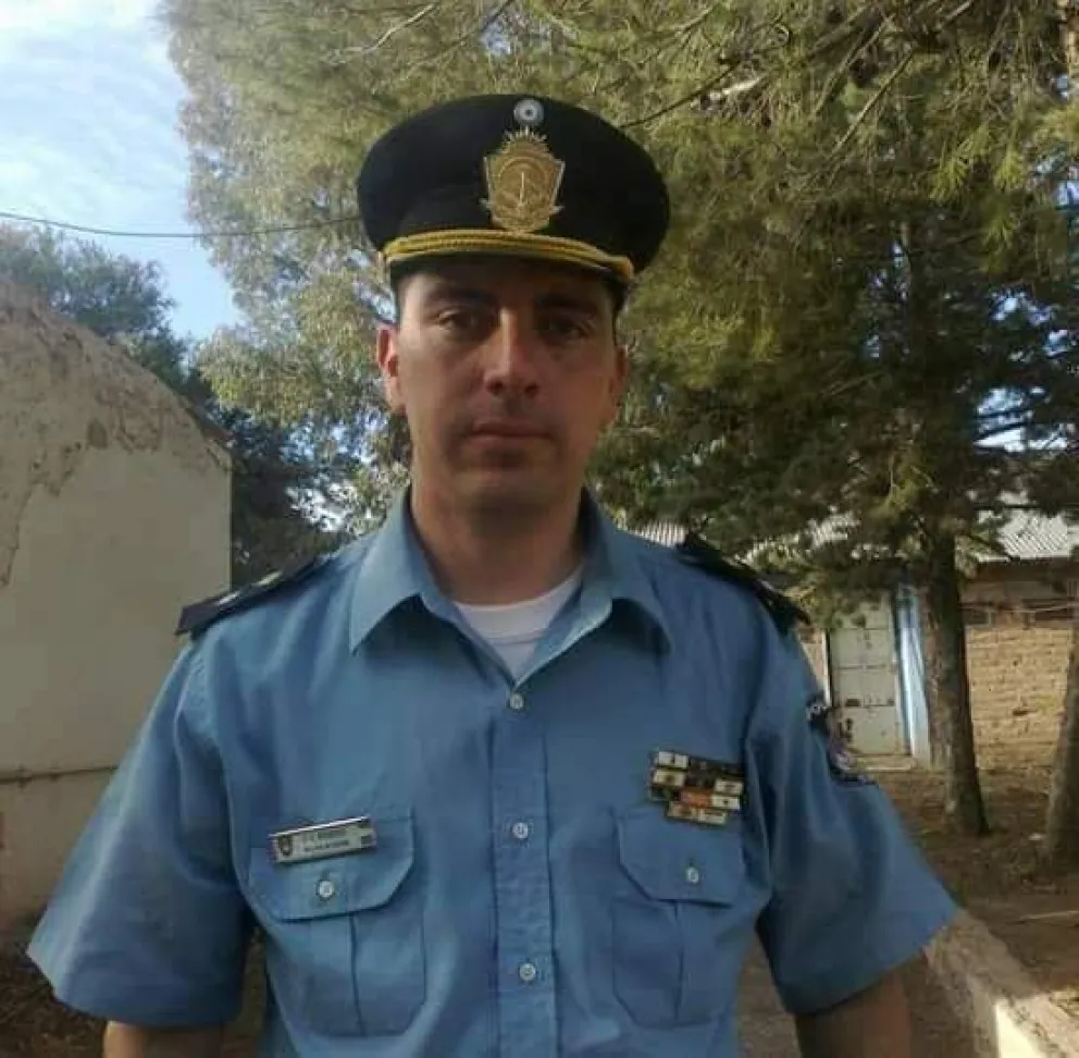 Dolor en la región por la muerte de un policía: desbarrancó con su moto en la cordillera 