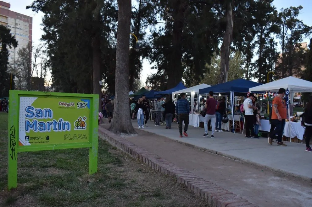 Feria de la economía social especial Día del Padre