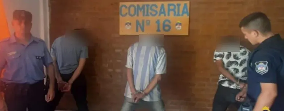 Se resistieron a ser identificados porque llevaban droga en la mochila, fueron demorados