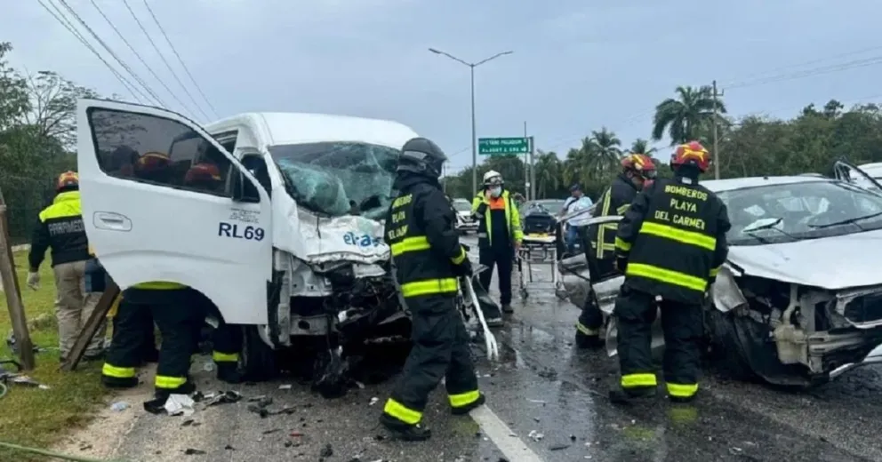 México: cinco turistas argentinos perdieron la vida en un trágico choque frontal
