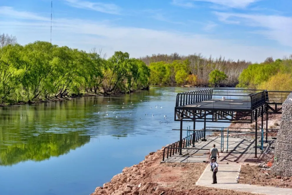 Piden precaución por el incremento del caudal del río Limay y Neuquén