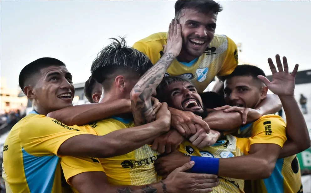 Temperley se impuso en los penales y será rival de River