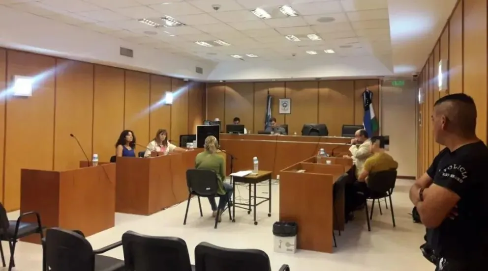 Alto Valle: 17 años de prisión para un hombre que abusó de sus tres hijas 