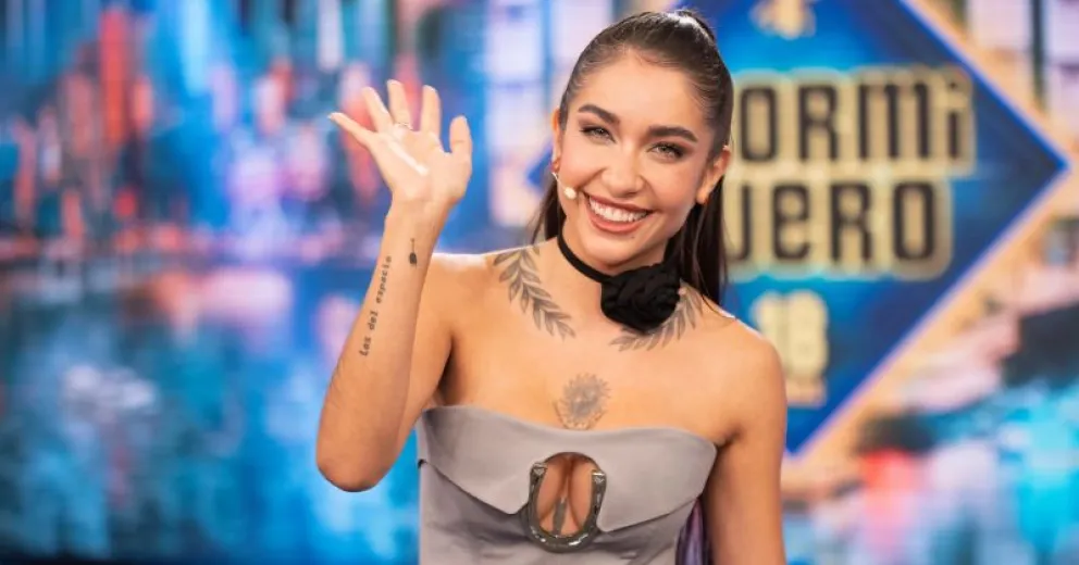 María Becerra sorprende con su nuevo tatuaje en honor a su próximo lanzamiento musical