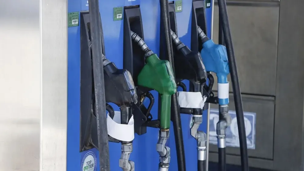 Estacioneros de combustible de Río Negro y Neuquén rechazaron el cobro de tasas viales