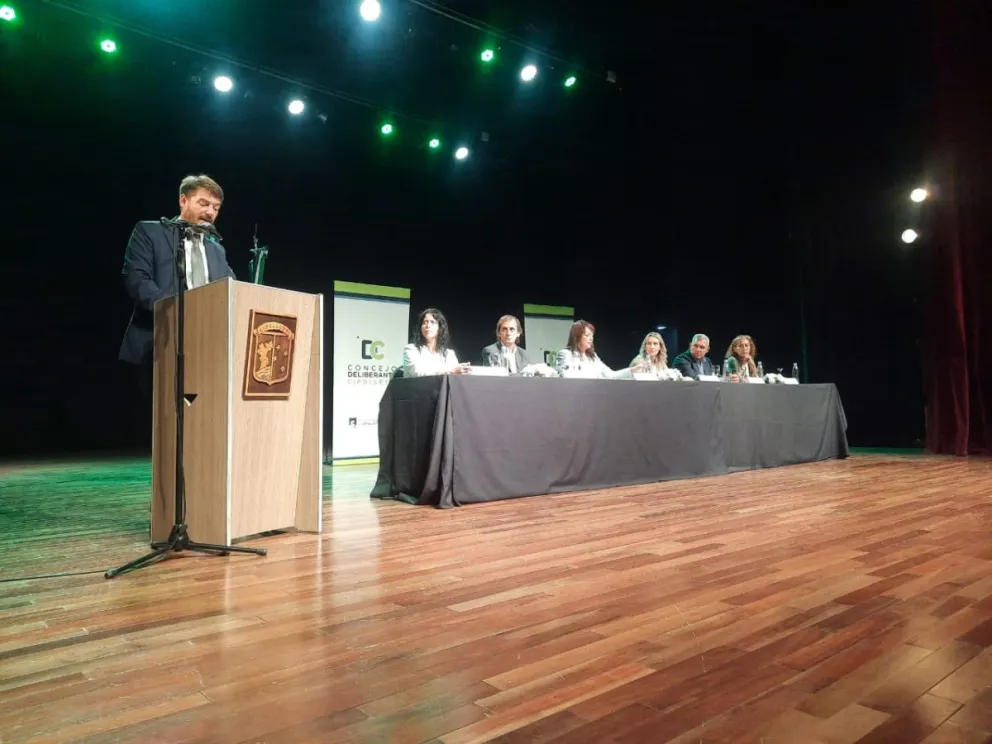 El intendente Buteler prometió reducir tasas y trabas burocráticas para la radicación de empresas
