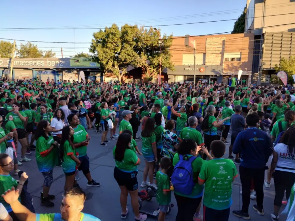 Comenzó la 38° corrida ciudad de Cipolletti ¡y es una fiesta deportiva!
