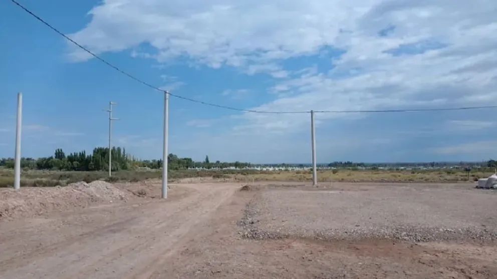 Familias de Barrio Espejo exigen obras prometidas hace 3 años