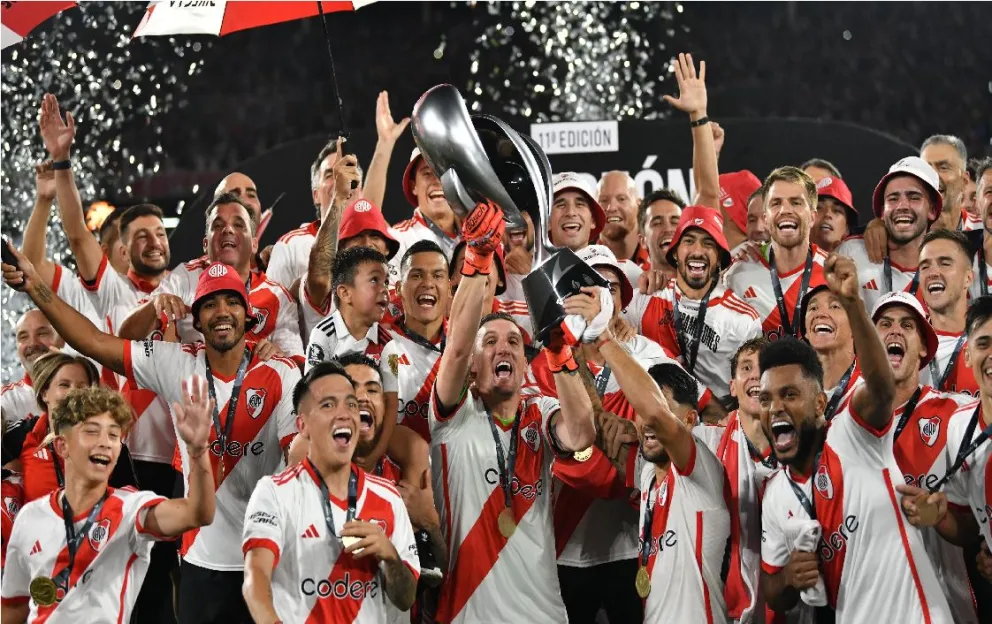 El más grande sigue siendo River Plate: histórica consagración en la Supercopa