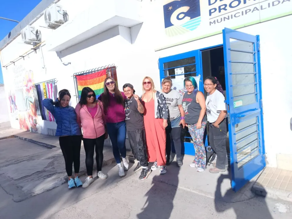 Activistas del Colectivo Travestis y Trans Río Negro reclamaron por falta de soluciones y representatividad en Río Negro