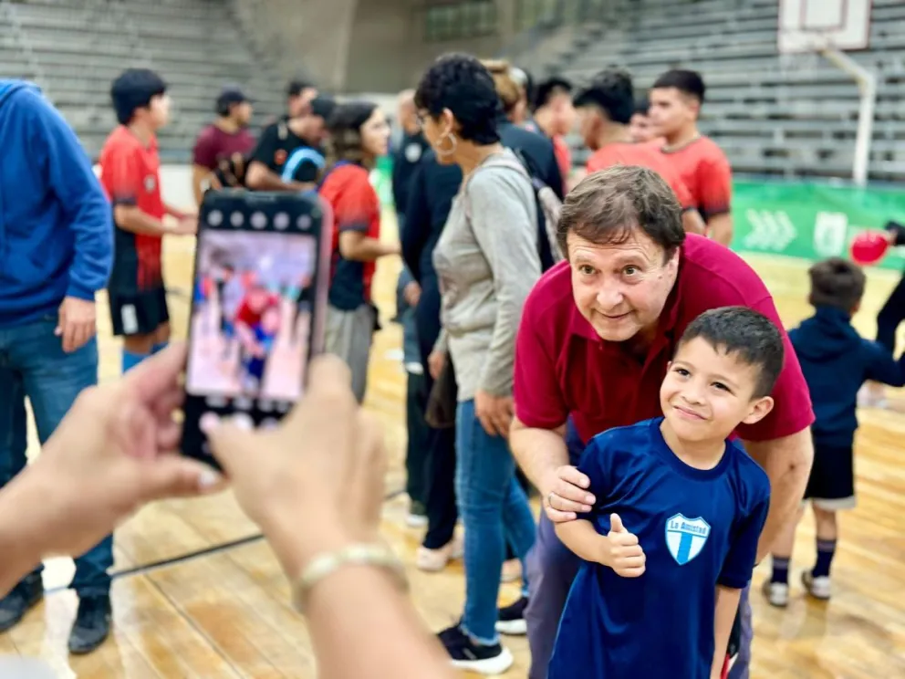 Weretilneck: “en tiempos de crisis, el rol del deporte es importantísimo”