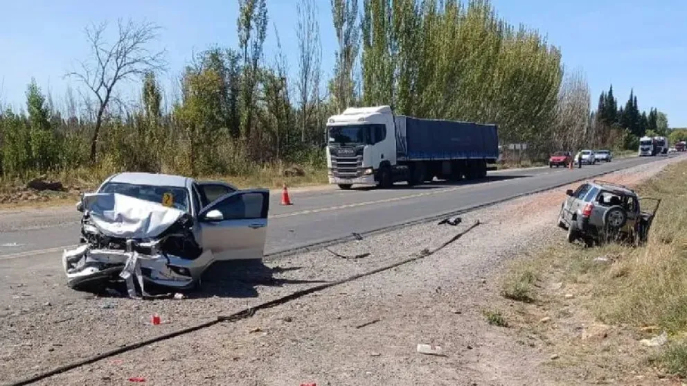 Un terrrible choque sobre Ruta 22 dejó cuatro mujeres heridas