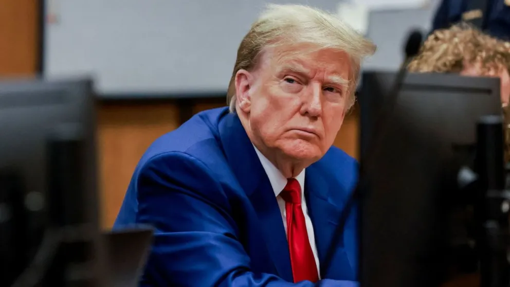 El juicio a Trump por pagos a una estrella porno será en abril