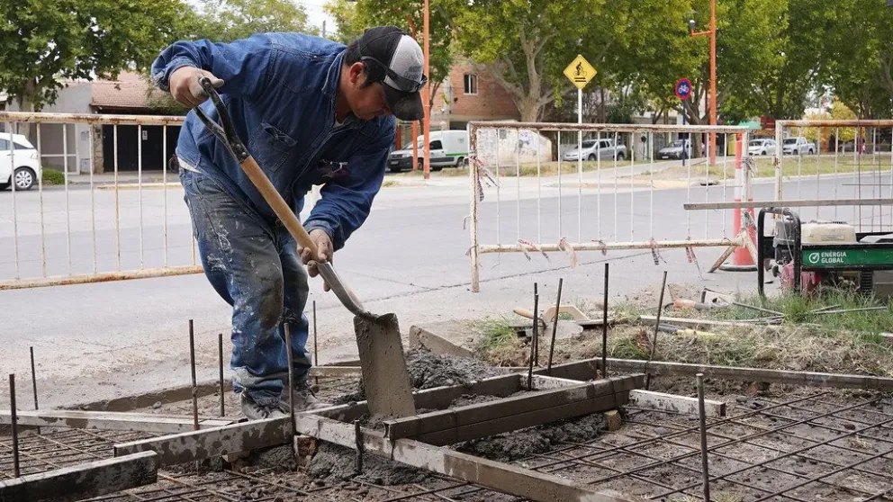 El Municipio construye nuevas rampas en la ciudad para mejorar la vía pública