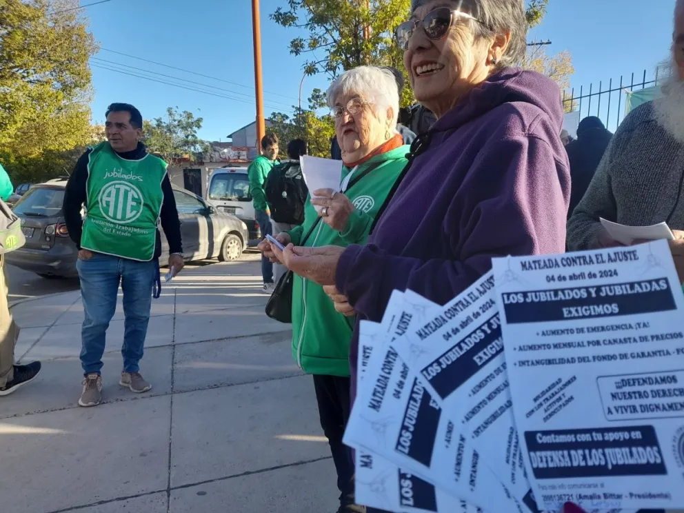 Los jubilados y una “mateada de protesta” para visibilizar su situación
