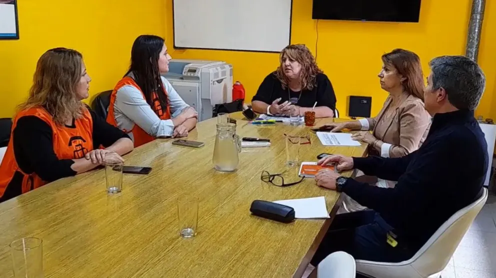 El gobierno realizó una nueva oferta salarial en Salud, con aumentos de hasta un 105 %