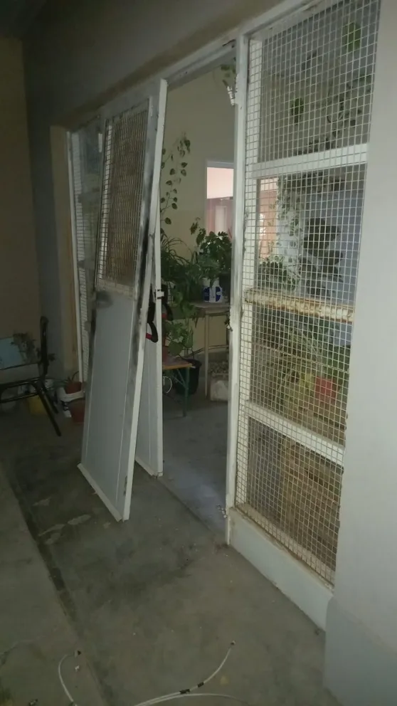 Tristeza: vandalizaron una escuela primaria y se robaron los equipos