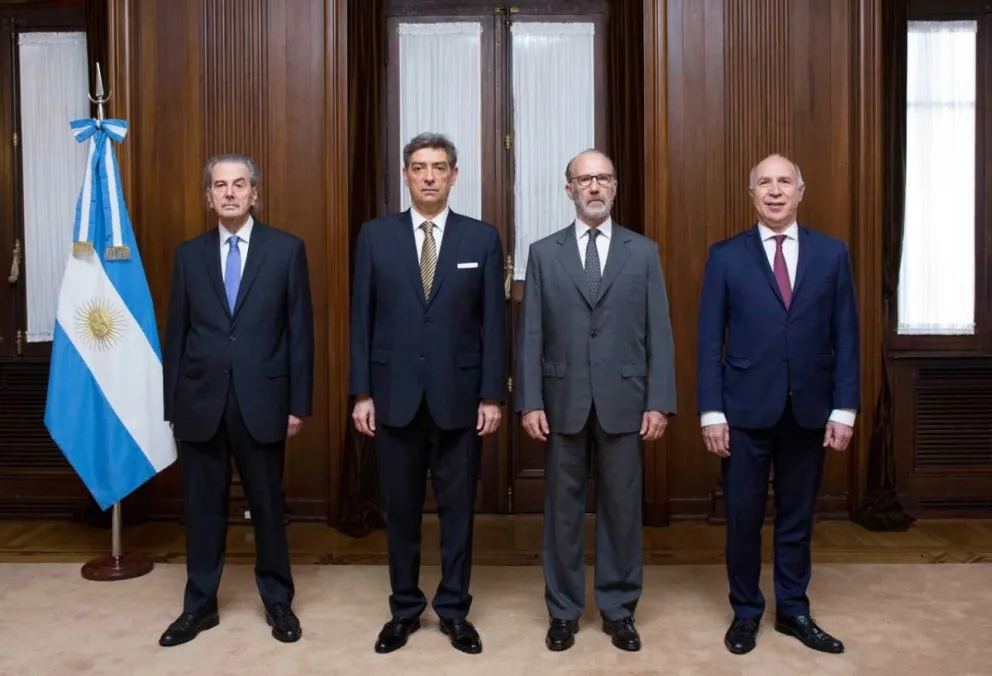 Cuáles son los tres jueces de la Corte Suprema en contra del DNU