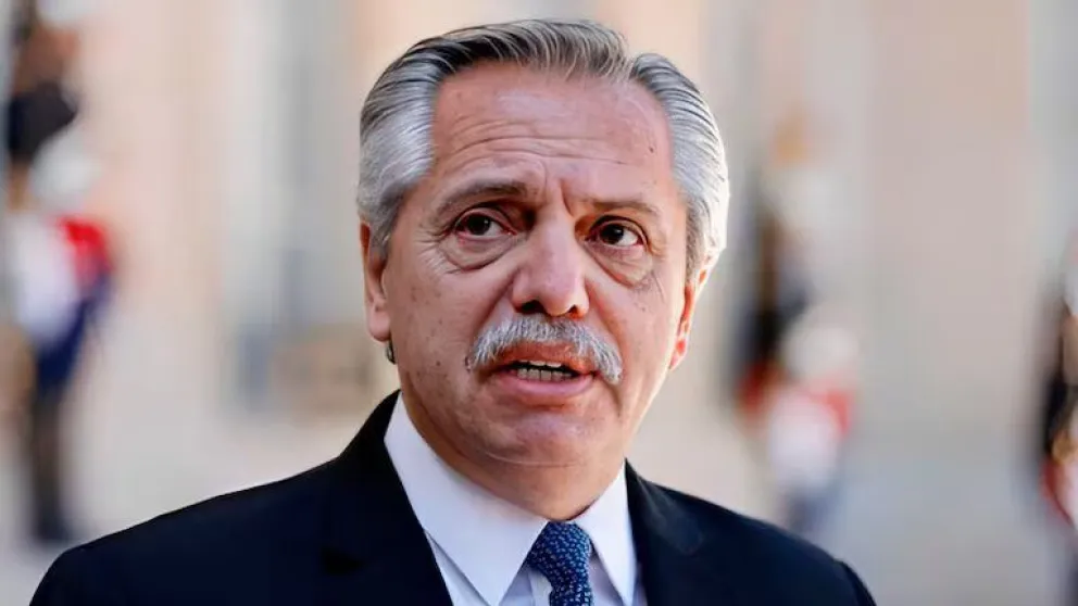 Ordenaron la inhibición de los bienes de Alberto Fernández por la causa de los seguros