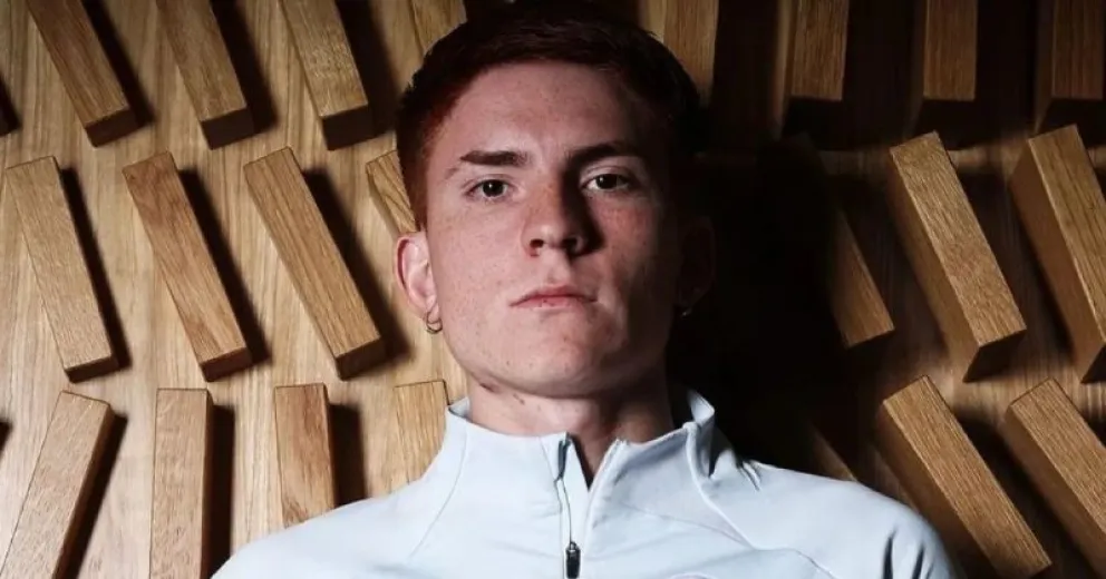 El Colo Barco se inspira en Peaky Blinders para su estilo