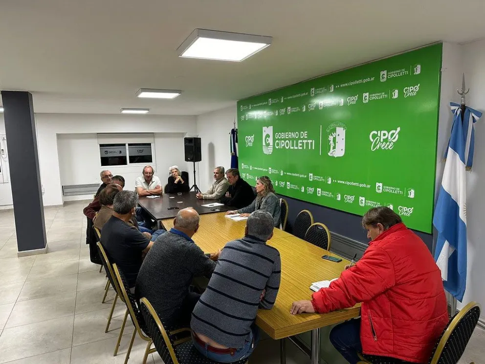 El Consejo de Seguridad de la ciudad se reunió con taxistas, comerciantes y vecinos 