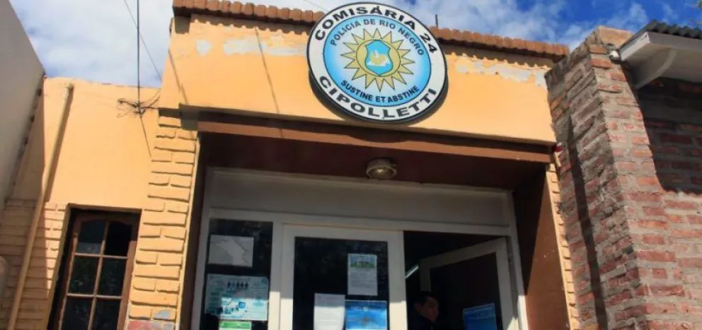 Un joven fue detenido luego de robarle a una mujer 