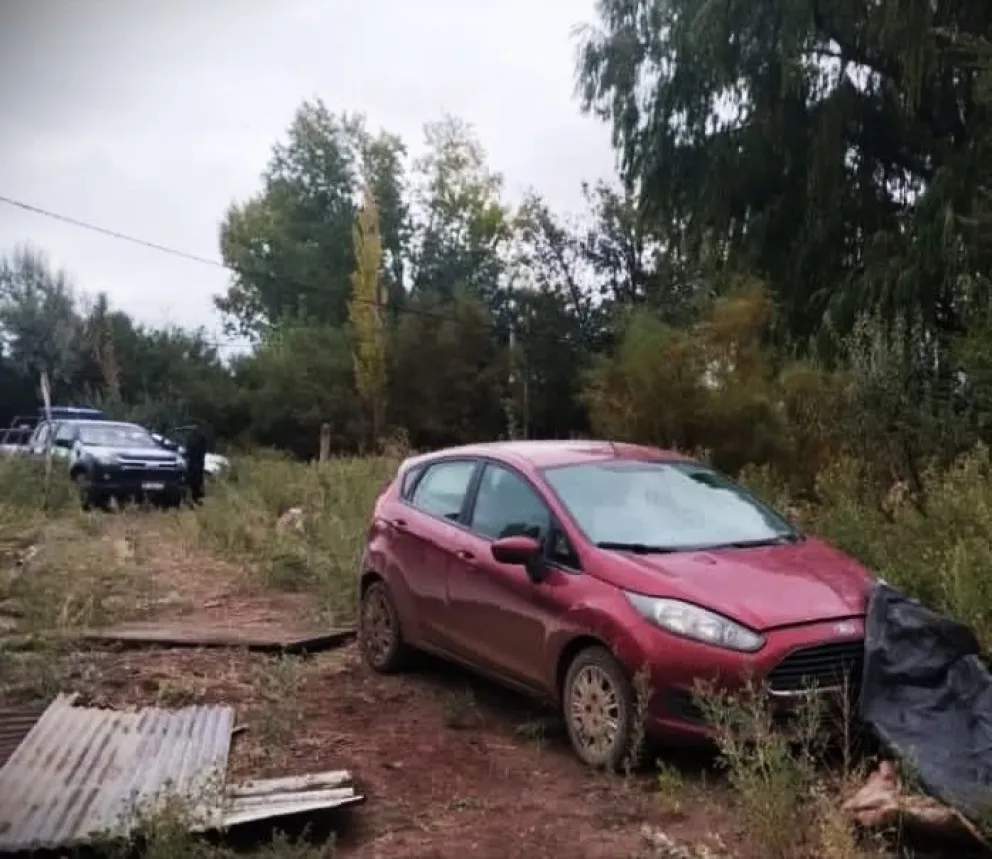 Le robaron el auto a punta de pistola y lograron recuperarlo