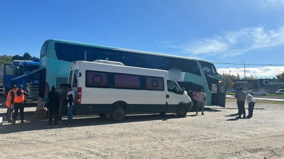 En Cipolletti secuestraron vestimenta como parte del operativo “Ropa limpia, negocios sucios”