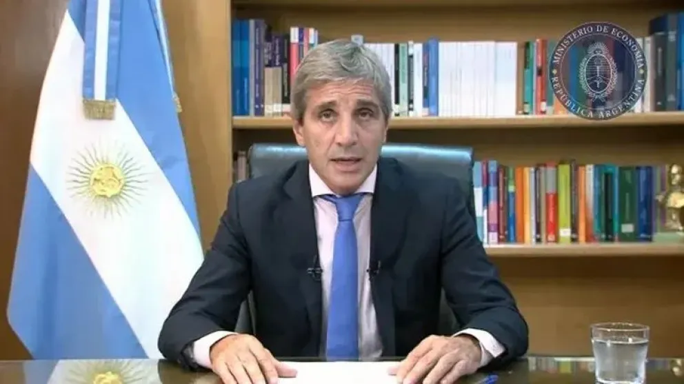Caputo viaja a EE.UU. para definir un nuevo acuerdo con el FMI