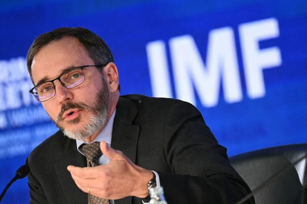 Perspectivas económicas del FMI para Argentina: recesión y 150% de inflación en 2024 