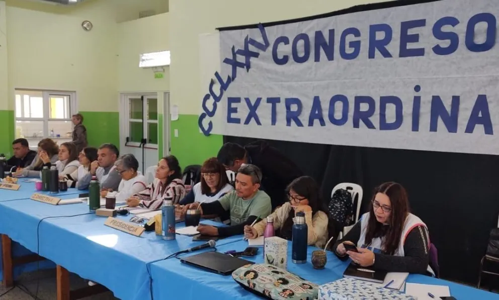 El Congreso de UnTER declaró insuficiente la última propuesta salarial del gobierno