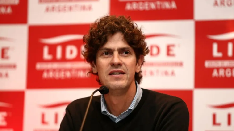 Lousteau defendió el aumento a los senadores: “Cobrábamos menos que un tuitero del Presidente”